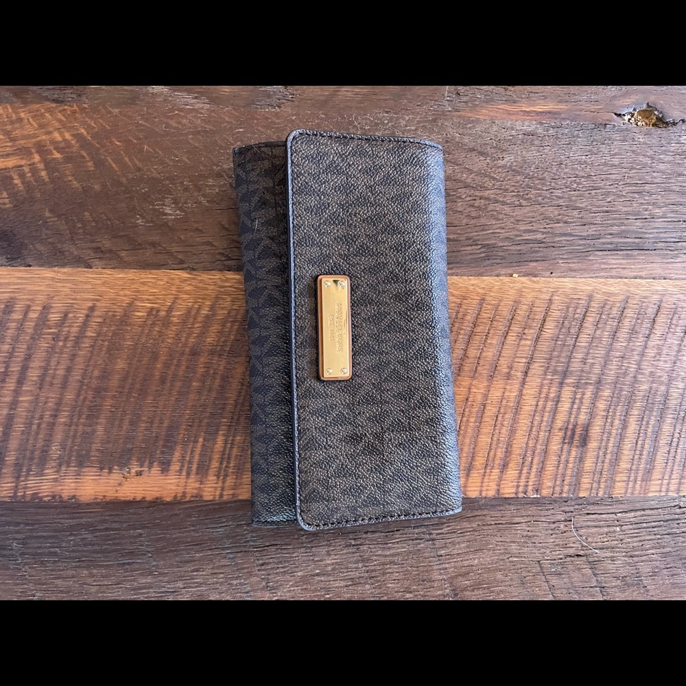 Michael Kors Trifold Wallet